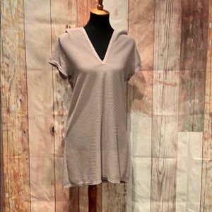 Jordan Taylor loose weave swimsuit coverup hoodie